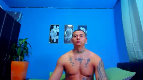 Snapshot of jordanharrd chatting on 11.08.25 Jordanharrd online show from 11.08.25