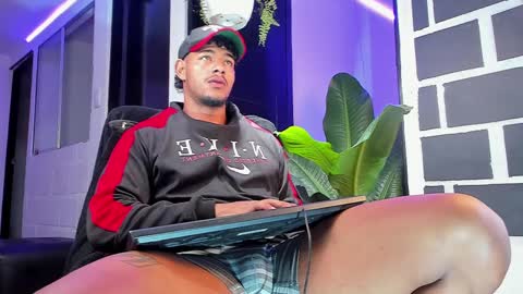 JordanParis online show from 02.15.25