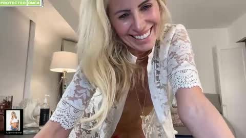 Jordyn Grange online show from 10.21.25