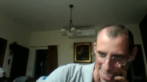 Snapshot of jos39a chatting on 10.15.25 jos39a online show from 10.15.25