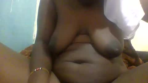 jos_lynn online show from 12.04.25