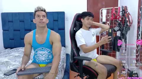 jose_rumbero91 online show from 11.22.25