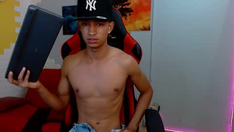 jose_sexycumm online show from 02.26.25