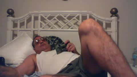 Snapshot of josehosebb chatting on 02.14.25 josehosebb online show from 02.14.25