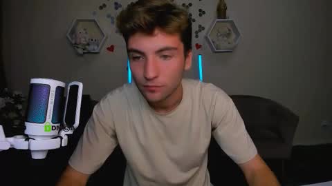 joseph_bear_ online show from 09.12.25