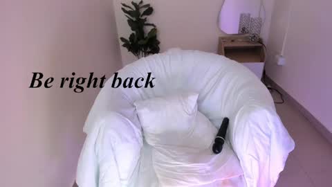 Josette Areces online show from 04.01.26