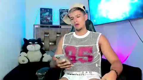 JOSH online show from 11.03.25