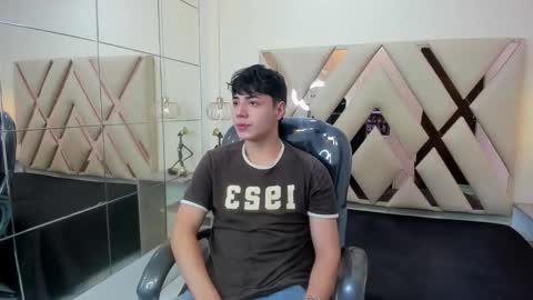 josh_leon22 online show from 10.13.25