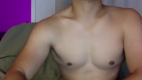 Snapshot of joshasian0713 chatting on 04.19.26 joshasian0713 online show from 04.19.26