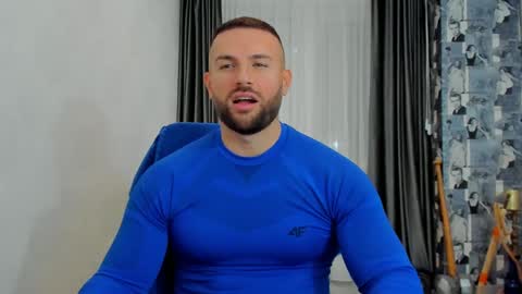 Snapshot of joshuamuscle69 chatting on 01.20.25 joshuamuscle69 online show from 01.20.25