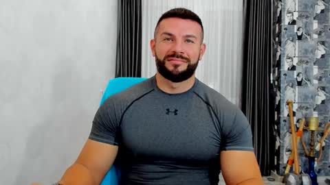 Snapshot of joshuamuscle69 chatting on 10.24.25 joshuamuscle69 online show from 10.24.25