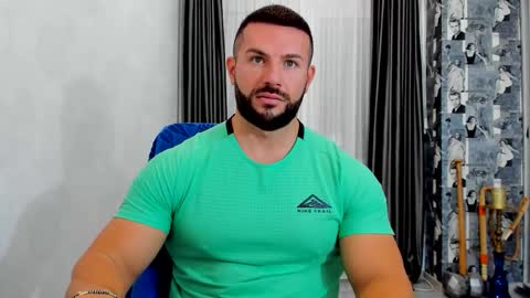 Snapshot of joshuamuscle69 chatting on 11.12.25 joshuamuscle69 online show from 11.12.25