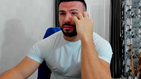 Snapshot of joshuamuscle69 chatting on 12.02.25 joshuamuscle69 online show from 12.02.25