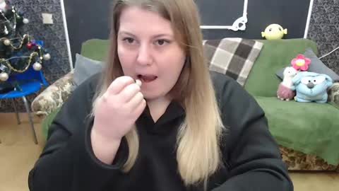 josiesun771 online show from 02.07.25