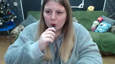 josiesun771 online show from 02.10.25