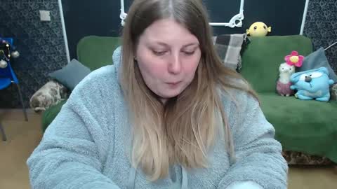 josiesun771 online show from 02.16.25