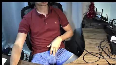 Snapshot of joven322 chatting on 12.02.25 Matias online show from 12.02.25