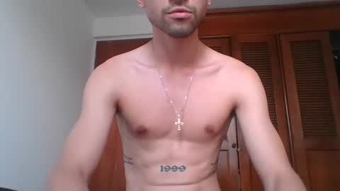 Snapshot of jovenvergonguapo09 chatting on 12.29.24 Van Helsing online show from 12.29.24