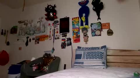 Joy3100 online show from 09.18.25