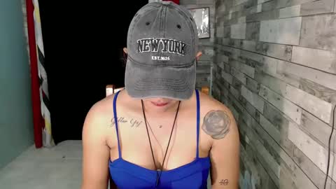 Snapshot of joycum_xxx chatting on 02.01.25 JOY in your heart  online show from 02.01.25