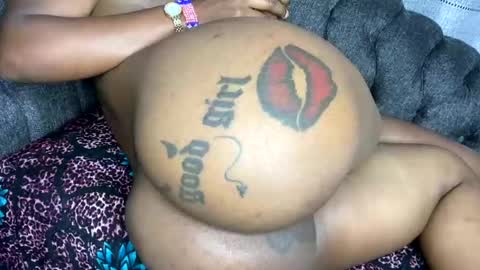 Butterflyass online show from 02.20.26