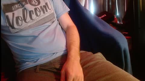 Snapshot of jp309 chatting on 02.08.25 JP online show from 02.08.25