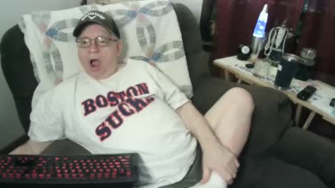 Snapshot of jpmel99 chatting on 02.09.25 jpmel99 online show from 02.09.25