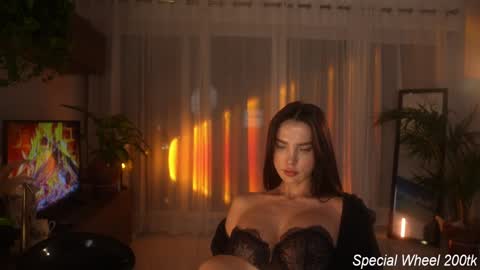 Snapshot of jseductiveart chatting on 02.10.26 Jennifer Diaz online show from 02.10.26