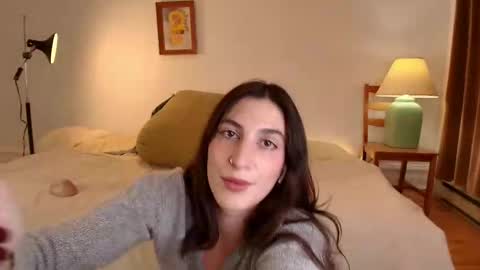 Snapshot of jsmine_ chatting on 11.25.25 Jsmine and sometimes Beaulooks online show from 11.25.25