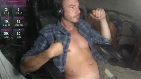 Snapshot of jts555 chatting on 10.31.25 JTS online show from 10.31.25