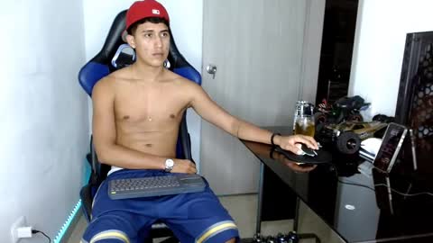 JuanDa online show from 03.05.25