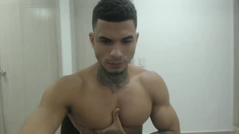juan_gomez_1 online show from 12.16.24