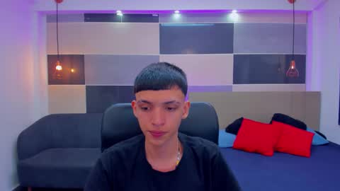 JuanSteven online show from 12.24.24