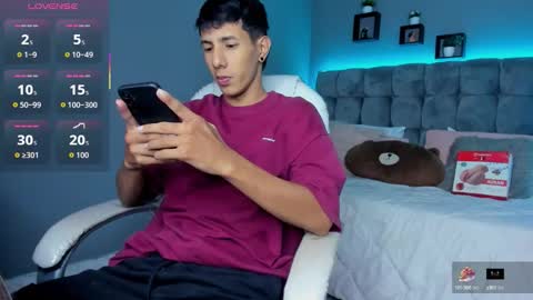 Snapshot of juan_zabala chatting on 09.17.25 Juan online show from 09.17.25