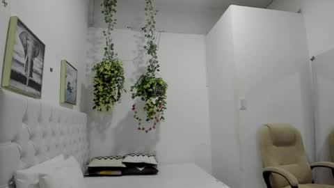 juana_naranjo online show from 06.02.26