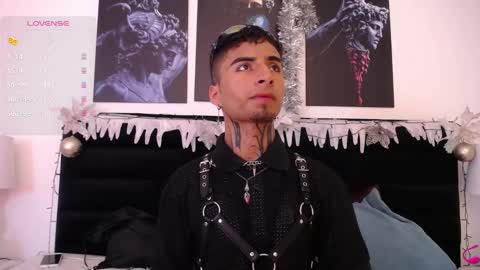 juancamilo66_ online show from 12.30.24