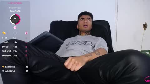 juancamilo66_ online show from 01.01.25