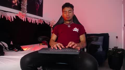 juancamilo66_ online show from 01.02.25