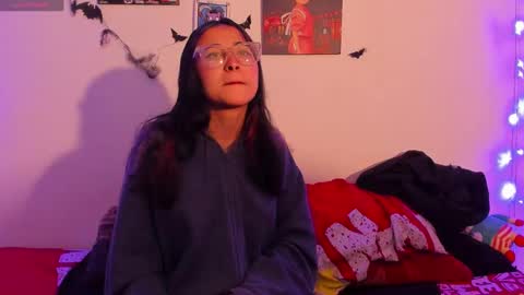 Snapshot of juanftmaria2 chatting on 10.28.25 juanftmaria2 online show from 10.28.25