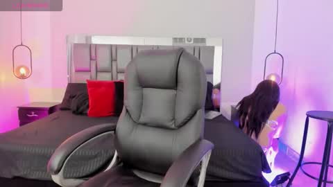 juanita__acosta online show from 10.26.25