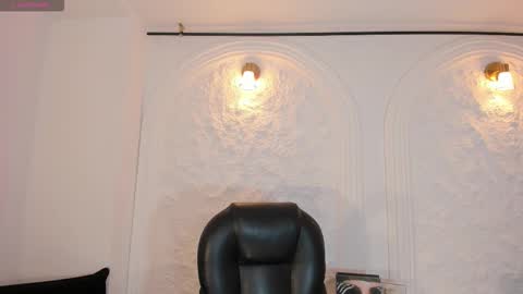 Juanita Clay online show from 01.09.26