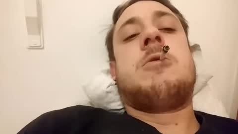 Snapshot of juanmapapiirico chatting on 12.17.24 JuanmaSEX online show from 12.17.24