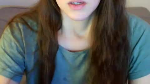 Snapshot of juicetalia chatting on 02.16.25 JuiceTalia online show from 02.16.25