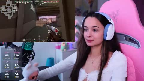 Angelina online show from 11.21.25