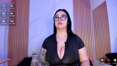 Juicy online show from 10.21.25