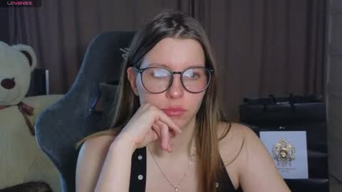 laura online show from 07.07.26