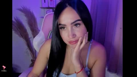 Snapshot of juicy_peach_ass chatting on 11.26.25 valeska online show from 11.26.25