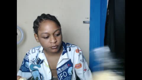 Snapshot of juicynwetx chatting on 02.26.25 juicynwetx online show from 02.26.25