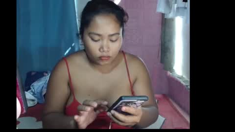 Snapshot of juicypussyasian23 chatting on 10.31.25 juicypussyasian23 online show from 10.31.25