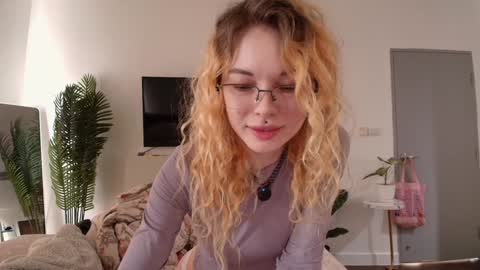 Hiya Im your sweet Lia online show from 02.23.26